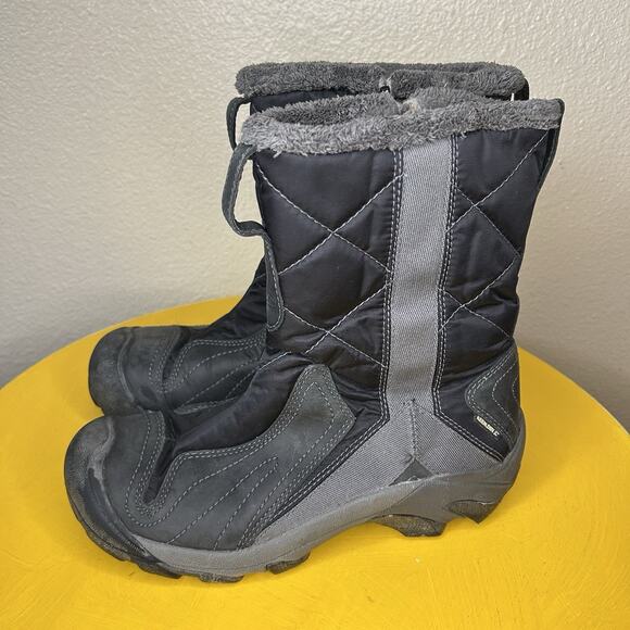 KEEN Womens Sz 8.5 M Betty Quilted Insulated Winter Snow Boots Side Zip Black - Picture 1 of 16